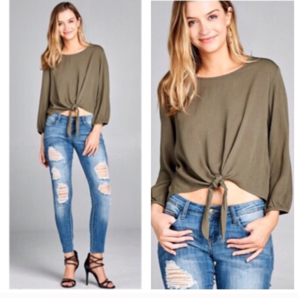 🛍NEW🛍 Olive tie front 3/4 sleeve top